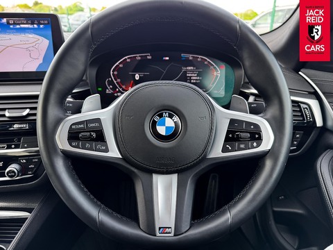 2.0 520d MHT M Sport Saloon 4dr Diesel Hybrid Steptronic Euro 6 (s/s) (190 ps)