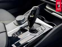 BMW 5 Series 520d MHT M Sport 2.0 520d MHT M Sport Saloon 4dr Diesel Hybrid Steptronic Euro 6 (s/s) (190 ps) 