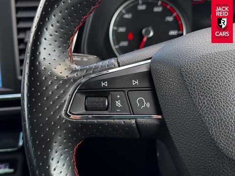 1.5 TSI EVO FR Hatchback 5dr Petrol Manual Euro 6 (s/s) (130 ps)
