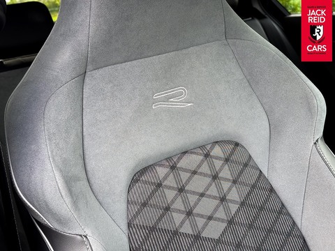 1.5 TSI R-Line Hatchback 5dr Petrol Manual Euro 6 (s/s) (150 ps)