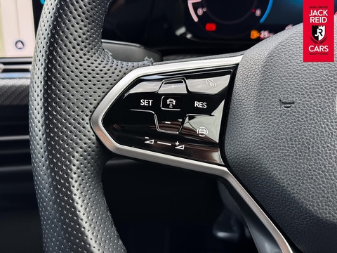 1.5 TSI R-Line Hatchback 5dr Petrol Manual Euro 6 (s/s) (150 ps)