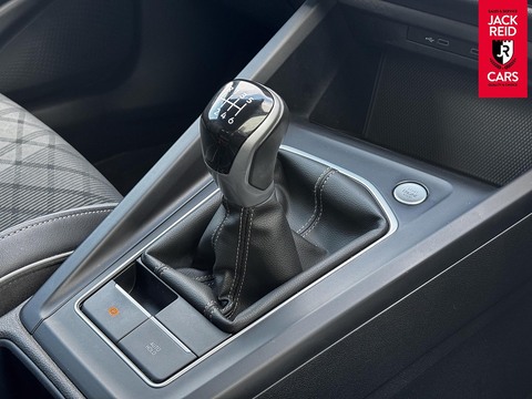 1.5 TSI R-Line Hatchback 5dr Petrol Manual Euro 6 (s/s) (150 ps)