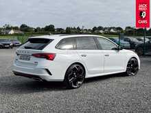 Skoda Octavia TDI vRS 2.0 TDI vRS Estate 5dr Diesel DSG Euro 6 (s/s) (200 ps) 