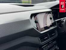 Volkswagen T-Cross TSI EVO R-Line 1.5 TSI EVO R-Line SUV 5dr Petrol DSG Euro 6 (s/s) (150 ps) 