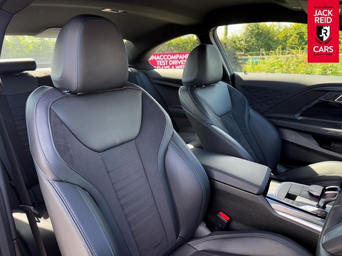 2.0 220i M Sport Coupe 2dr Petrol Auto Euro 6 (s/s) (184 ps)