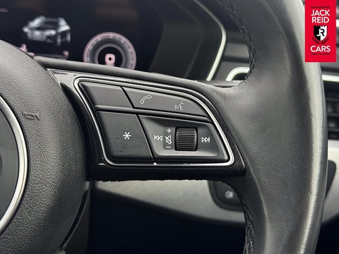 2.0 TDI 35 Technik Estate 5dr Diesel S Tronic Euro 6 (s/s) (163 ps)