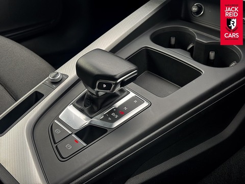 2.0 TDI 35 Technik Estate 5dr Diesel S Tronic Euro 6 (s/s) (163 ps)