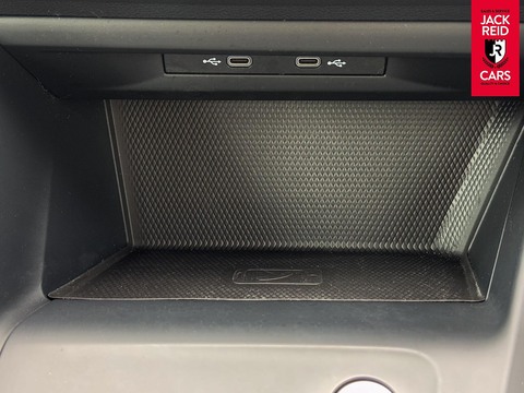 2.0 TDI Life Hatchback 5dr Diesel Manual Euro 6 (s/s) (115 ps)