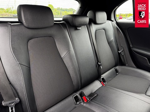 1.3 A180 Sport (Executive) Hatchback 5dr Petrol Manual Euro 6 (s/s) (136 ps)