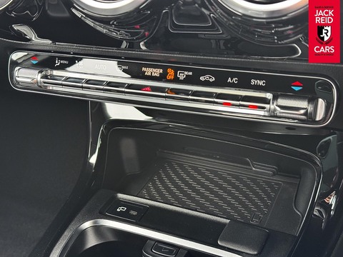 1.3 A180 Sport (Executive) Hatchback 5dr Petrol Manual Euro 6 (s/s) (136 ps)