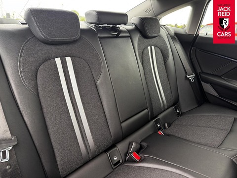 1.5 218i Sport (LCP) Saloon 4dr Petrol Manual Euro 6 (s/s) (136 ps)