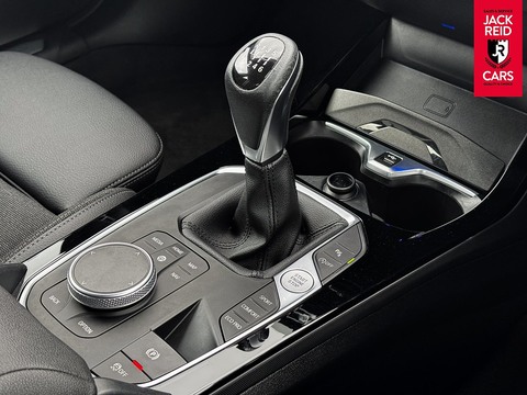 1.5 218i Sport (LCP) Saloon 4dr Petrol Manual Euro 6 (s/s) (136 ps)