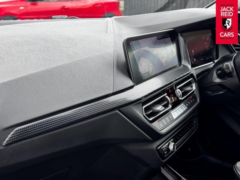 1.5 218i Sport (LCP) Saloon 4dr Petrol Manual Euro 6 (s/s) (136 ps)