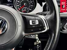 Volkswagen Golf TDI R-Line Edition 2.0 TDI R-Line Edition Hatchback 5dr Diesel Manual Euro 6 (s/s) (150 ps) 