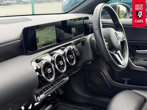 1.3 A180 Sport Hatchback 5dr Petrol 7G-DCT Euro 6 (s/s) (136 ps)