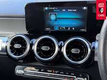 Mercedes-Benz GLB GLB200 AMG Line 1.3 GLB200 AMG Line SUV 5dr Petrol 7G-DCT Euro 6 (s/s) (163 ps) 