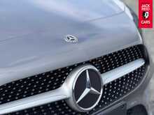Mercedes-Benz A Class A180d AMG Line 1.5 A180d AMG Line Hatchback 5dr Diesel 7G-DCT Euro 6 (s/s) (116 ps) 