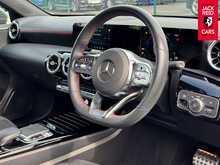Mercedes-Benz A Class A180d AMG Line 1.5 A180d AMG Line Hatchback 5dr Diesel 7G-DCT Euro 6 (s/s) (116 ps) 