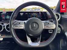 Mercedes-Benz A Class A180d AMG Line 1.5 A180d AMG Line Hatchback 5dr Diesel 7G-DCT Euro 6 (s/s) (116 ps) 