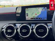 Mercedes-Benz A Class A180d AMG Line 1.5 A180d AMG Line Hatchback 5dr Diesel 7G-DCT Euro 6 (s/s) (116 ps) 