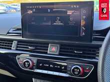 Audi A4 TFSI Black Edition 2.0 TFSI 35 Black Edition Saloon 4dr Petrol S Tronic Euro 6 (s/s) (150 ps) 