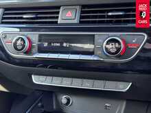 Audi A4 TFSI Black Edition 2.0 TFSI 35 Black Edition Saloon 4dr Petrol S Tronic Euro 6 (s/s) (150 ps) 