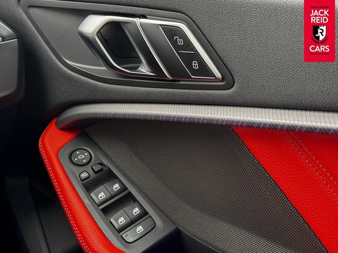 2.0 M235i Saloon 4dr Petrol Auto xDrive Euro 6 (s/s) (306 ps)