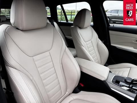 2.0 318d MHT M Sport Touring 5dr Diesel Hybrid Auto Euro 6 (s/s) (150 ps)