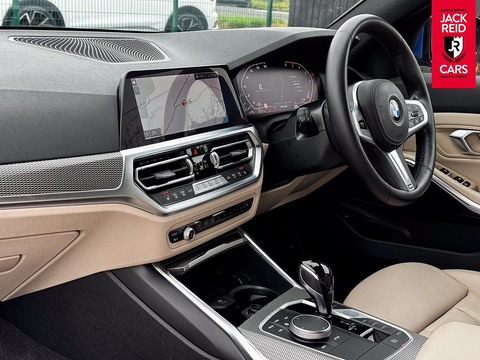 2.0 318d MHT M Sport Touring 5dr Diesel Hybrid Auto Euro 6 (s/s) (150 ps)