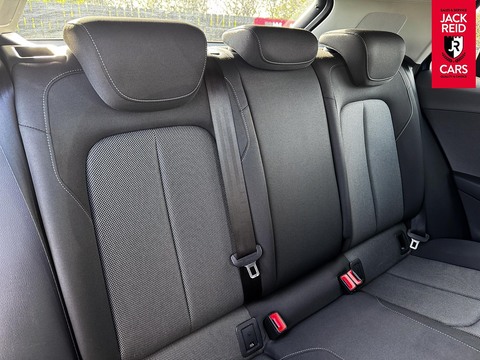 1.0 TFSI 30 Sport SUV 5dr Petrol Manual Euro 6 (s/s) (110 ps)