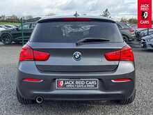 BMW 1 Series 118i SE Business 1.5 118i SE Business Hatchback 5dr Petrol Auto Euro 6 (s/s) (136 ps) 