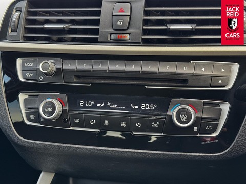 1.5 118i SE Business Hatchback 5dr Petrol Auto Euro 6 (s/s) (136 ps)