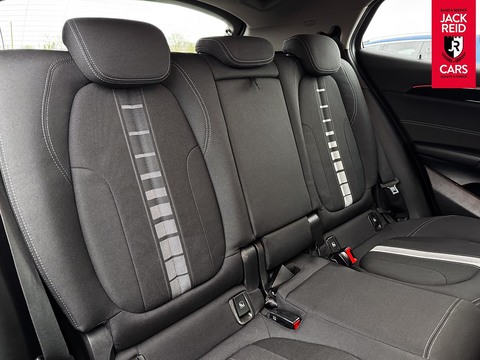 2.0 18d Sport SUV 5dr Diesel Manual sDrive Euro 6 (s/s) (150 ps)