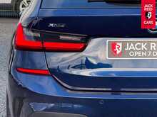 BMW 3 Series 330e M Sport Pro Edition 2.0 330e 12kWh M Sport Pro Edition Touring 5dr Petrol Plug-in Hybrid Auto xDrive Euro 6 (s/s) (292 ps) 