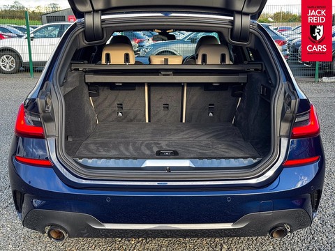 2.0 330e 12kWh M Sport Pro Edition Touring 5dr Petrol Plug-in Hybrid Auto xDrive Euro 6 (s/s) (292 ps)