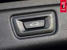 BMW 3 Series 330e M Sport Pro Edition 2.0 330e 12kWh M Sport Pro Edition Touring 5dr Petrol Plug-in Hybrid Auto xDrive Euro 6 (s/s) (292 ps) 