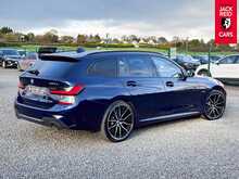 BMW 3 Series 330e M Sport Pro Edition 2.0 330e 12kWh M Sport Pro Edition Touring 5dr Petrol Plug-in Hybrid Auto xDrive Euro 6 (s/s) (292 ps) 