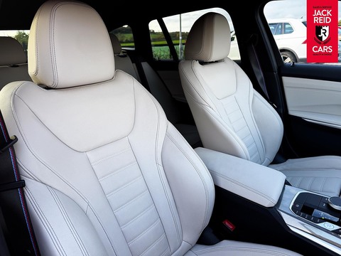 2.0 330e 12kWh M Sport Pro Edition Touring 5dr Petrol Plug-in Hybrid Auto xDrive Euro 6 (s/s) (292 ps)