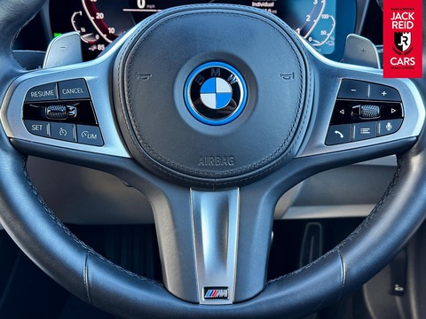 2.0 330e 12kWh M Sport Pro Edition Touring 5dr Petrol Plug-in Hybrid Auto xDrive Euro 6 (s/s) (292 ps)