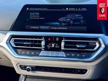 BMW 3 Series 330e M Sport Pro Edition 2.0 330e 12kWh M Sport Pro Edition Touring 5dr Petrol Plug-in Hybrid Auto xDrive Euro 6 (s/s) (292 ps) 