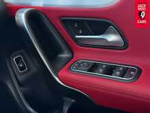 Mercedes-Benz CLA CLA250e AMG Line 1.3 CLA250e 15.6kWh AMG Line (Premium) Shooting Brake 5dr Petrol Plug-in Hybrid 8G-DCT Euro 6 (s/s) (218 ps) 