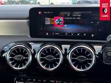 Mercedes-Benz CLA CLA250e AMG Line 1.3 CLA250e 15.6kWh AMG Line (Premium) Shooting Brake 5dr Petrol Plug-in Hybrid 8G-DCT Euro 6 (s/s) (218 ps) 