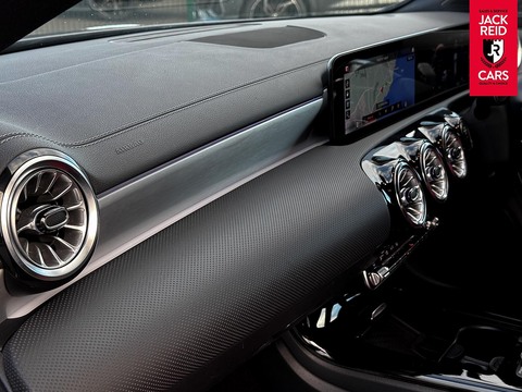 1.3 CLA250e 15.6kWh AMG Line (Premium) Shooting Brake 5dr Petrol Plug-in Hybrid 8G-DCT Euro 6 (s/s) (218 ps)