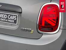 MINI Electric Hatch Cooper SE Level 1 Cooper SE 32.6kWh Level 1 Hatchback 3dr Electric Auto (184 ps) 