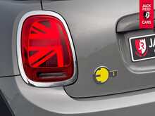 MINI Electric Hatch Cooper SE Level 1 Cooper SE 32.6kWh Level 1 Hatchback 3dr Electric Auto (184 ps) 