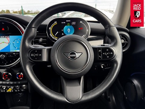 Cooper SE 32.6kWh Level 1 Hatchback 3dr Electric Auto (184 ps)