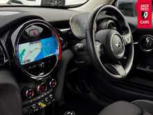 MINI Electric Hatch Cooper SE Level 1 Cooper SE 32.6kWh Level 1 Hatchback 3dr Electric Auto (184 ps) 