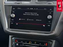 Volkswagen Tiguan Allspace TSI R-Line 1.5 TSI R-Line SUV 5dr Petrol DSG Euro 6 (s/s) (150 ps) 