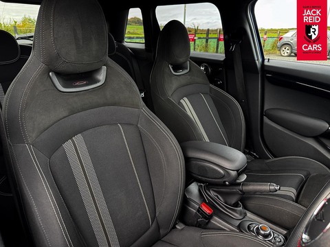 1.5 Cooper Sport Hatchback 5dr Petrol Steptronic Euro 6 (s/s) (136 ps)