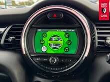 MINI Hatch Cooper Sport 1.5 Cooper Sport Hatchback 5dr Petrol Steptronic Euro 6 (s/s) (136 ps) 